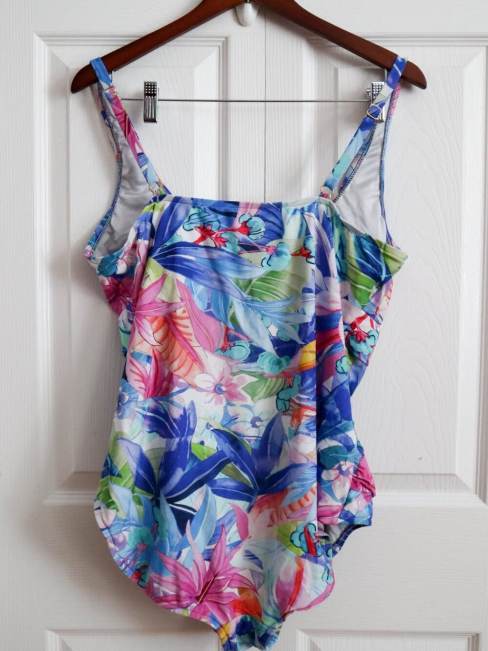 Maxine of Hollywood One Piece Swimsuit Bathing Suit Tropical Floral Sz 18 - Picture 4 of 7